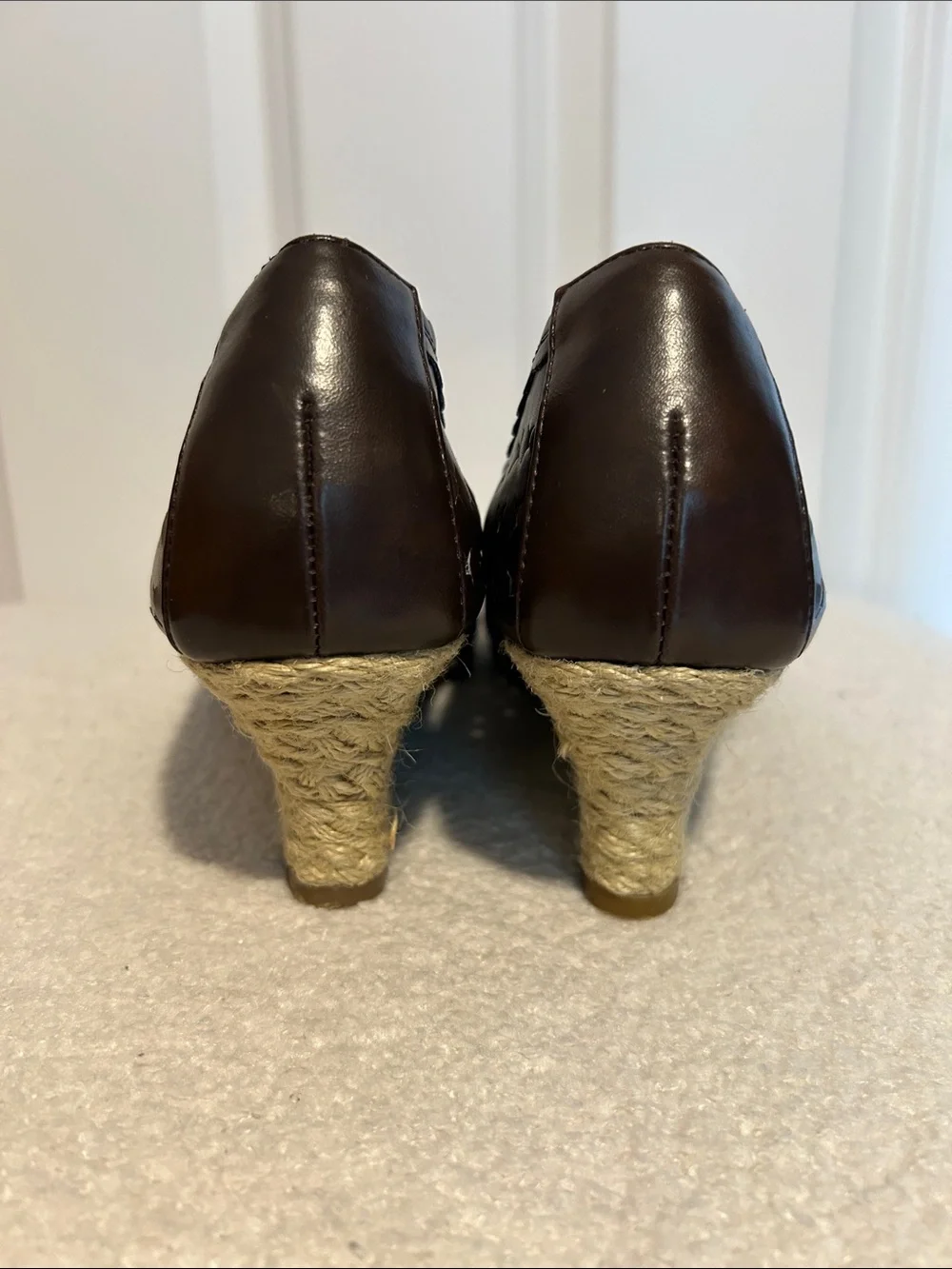 Vintage AEROSOLES Dark Brown Bow Peep-Toe Wedge Women's 8.5M
